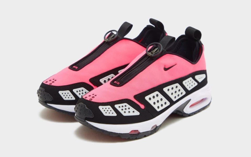 Nike Air Max Sunder Highlighter Pink 