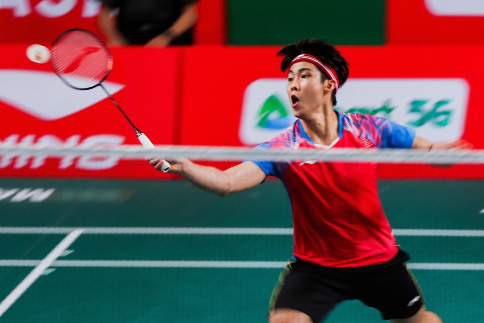 Loh Kean Yew competing at the Badminton Asia Championships 2022 in Manila.