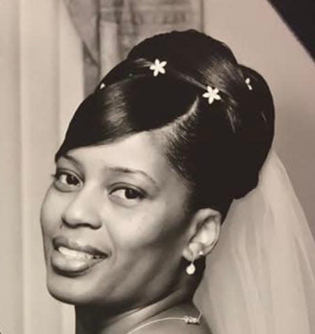 Helen Patricia Meriweather, born June 15th, 1969, was from Cincinnati, Ohio. Her family members (mother) Helen Seymour, (sister) Kathy Pritchett and (son) Christopher Williams II.