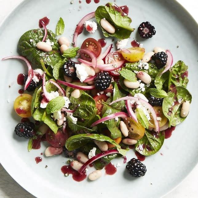 3) Spinach Salad With Blackberry Vinaigrette