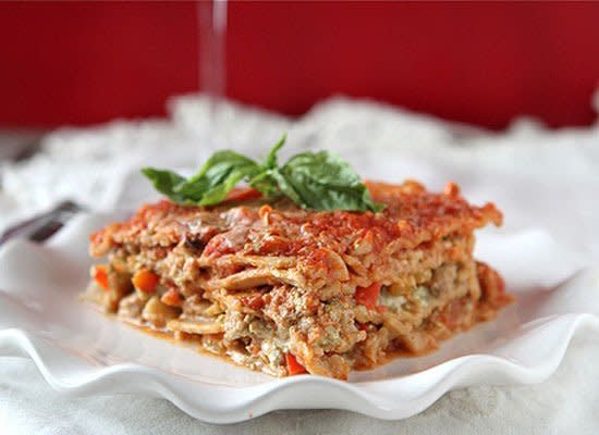 <strong>Get the <a href="http://www.cookincanuck.com/2012/01/healthy-lasagne-recipe-with-turkey-pesto-peppers/" target="_hplink">Healthy Lasagne Recipe with Turkey, Pesto & Peppers Recipe</a> from Cookin' Canuck</strong>