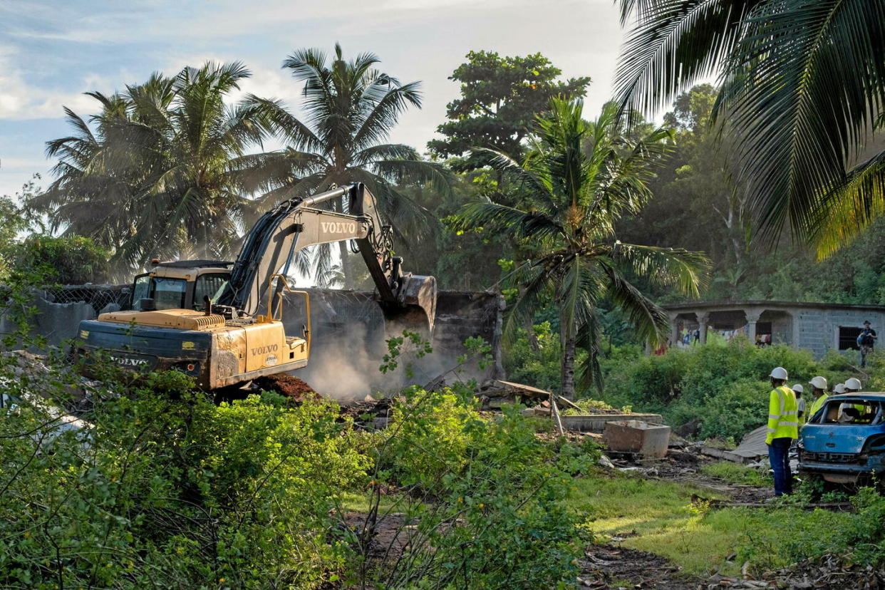 Démolition d'habitats illégaux dans le village de Longoni, Mamoudzou, dans le cadre de l'opération Wuambushu à Mayotte le 27 avril 2023 (photo d'illustration).  - Credit:Lemor David / Lemor David/ABACA