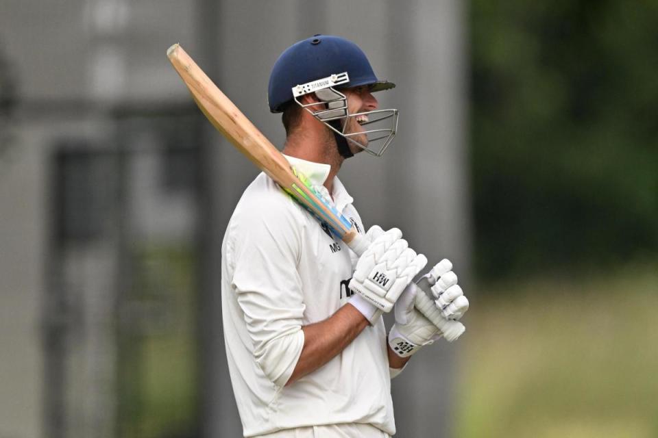 Matthew Golding acknowledges his half century. <i>(Image: Keith Gillard)</i>