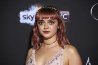 El alcanzar la fama siendo tan joven afectó de forma negativa a la salud mental de Maisie Williams, quien reconoció que sentía demasiada presión y se veía influenciada por las opiniones que veía y leía sobre ella. Esto le llevó incluso a tener problemas con el alcohol, que afortunadamente pudo superar. “He dejado de emborracharme, pero así pasé mi adolescencia”, dijo en ‘The Guardian’. (Foto: Joel C Ryan / Invision / AP).