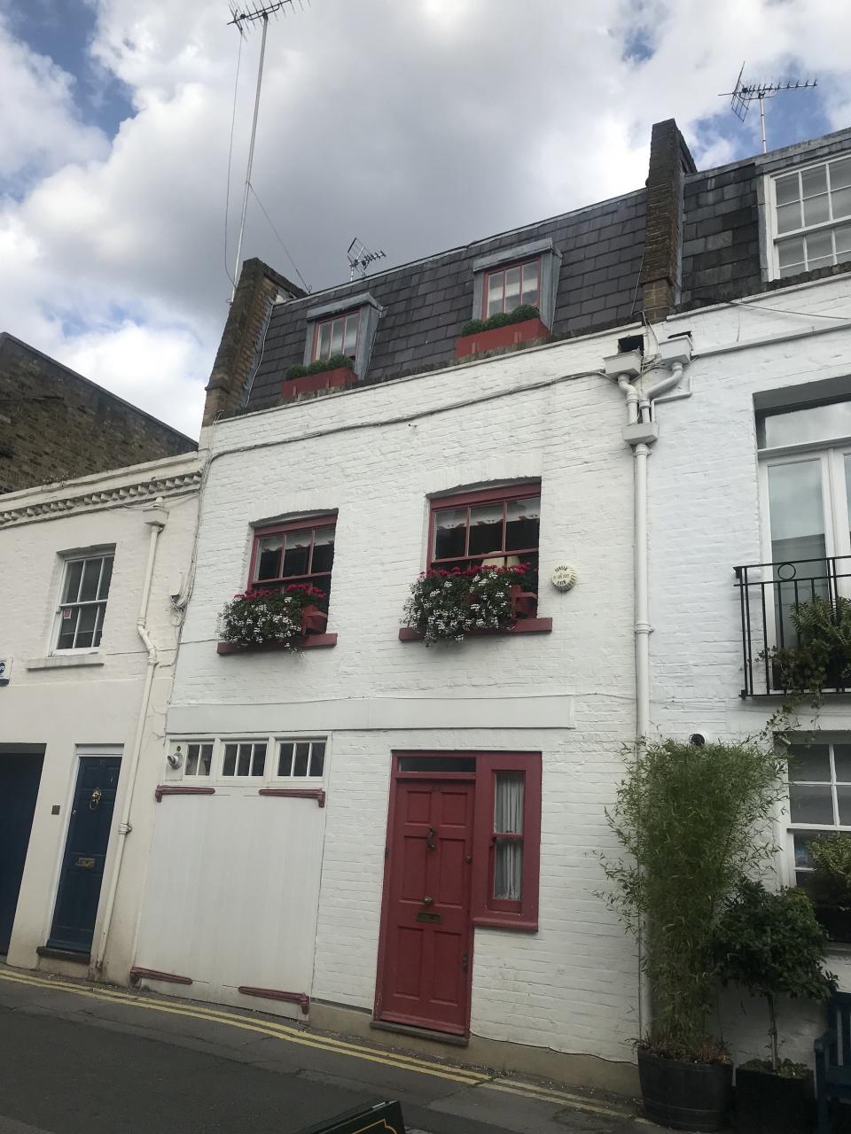 ghislaine maxwell london townhouse