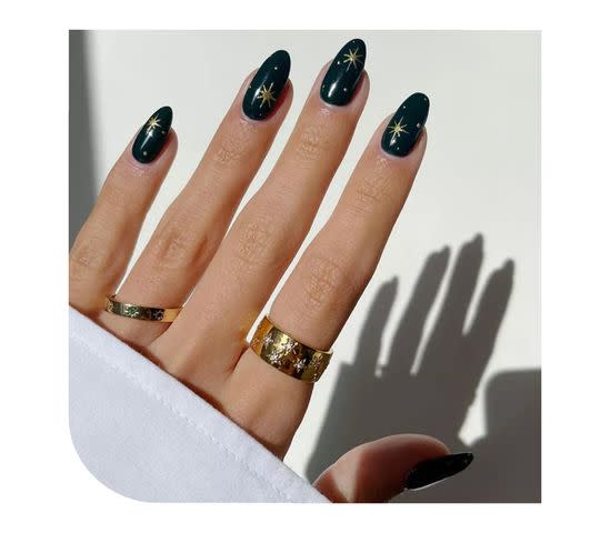 <p>INSTAGRAM/<a href="https://www.instagram.com/phoebesummernails/" data-component="link" data-source="inlineLink" data-type="externalLink" data-ordinal="1">@PHOEBESUMMERNAILS</a></p>