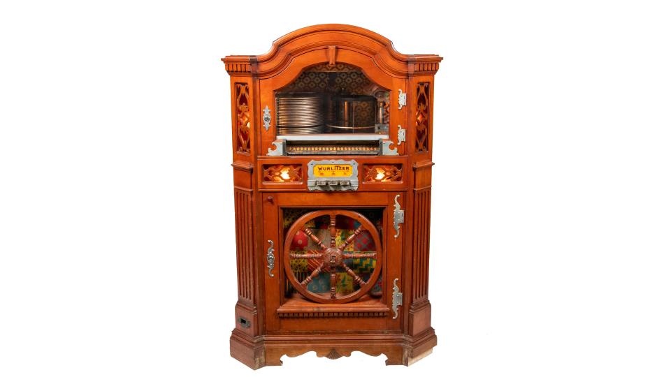 A 1940s Wurlitzer Model 780-E Jukebox is one of among nearly 200 items Springfield resident Don Johnson is selling with Mecum Auctions on Sept. 20-23, 2023.