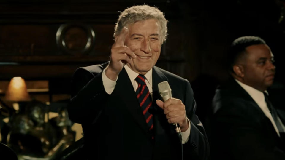 Tony Bennett in Bruce Almighty