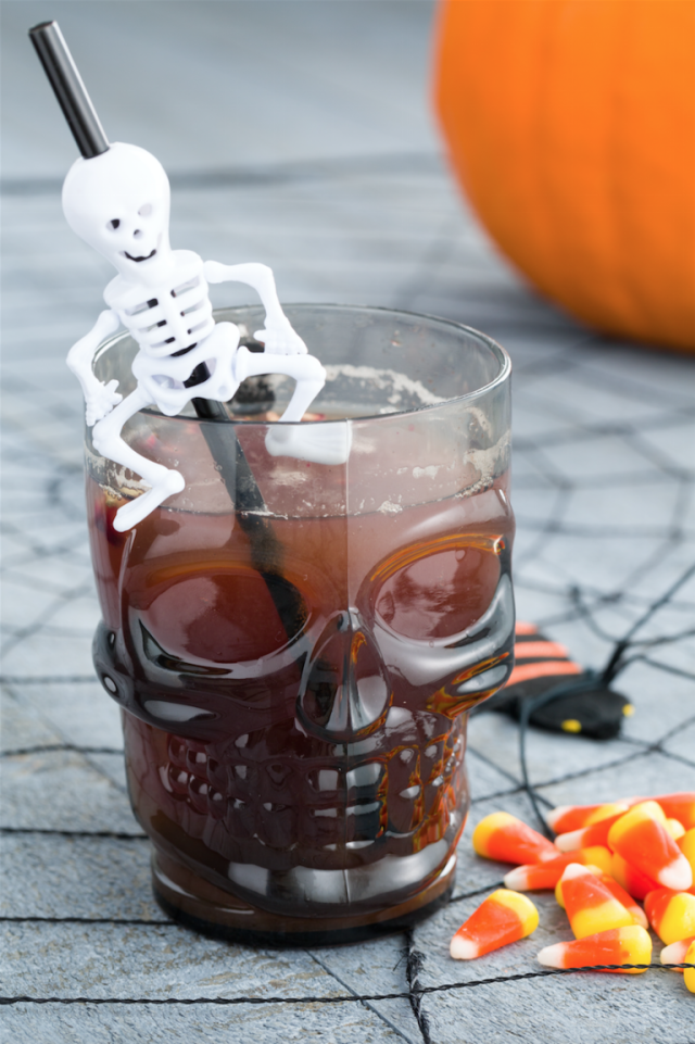 48 Spooky Halloween Cocktails 2023 - Best Halloween Drink Recipes