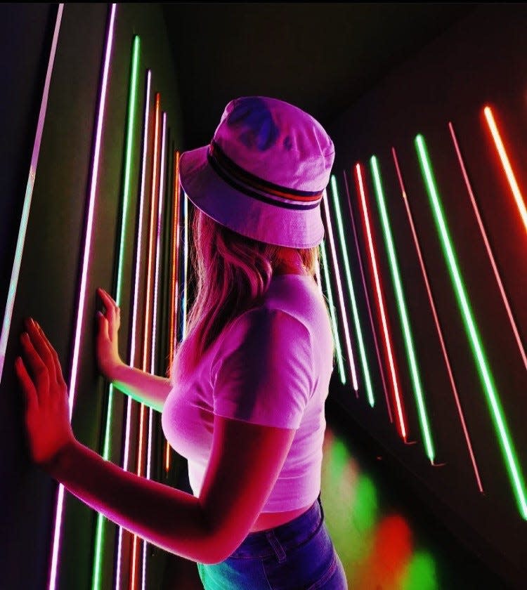 POP! visitors receive an activated wristband and connect their phone and email before entering. Each photo opportunity, complemented by lighting and sound, allows for sharable photos and videos.