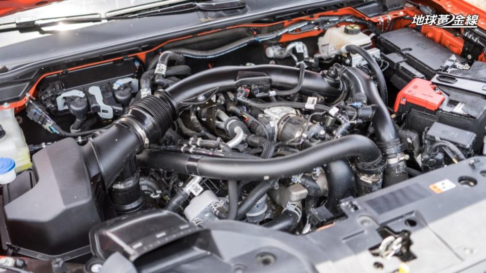 Raptor車型搭載3.0升雙渦輪V6汽油引擎，最大馬力來到292匹。(攝影/ 劉家岳)