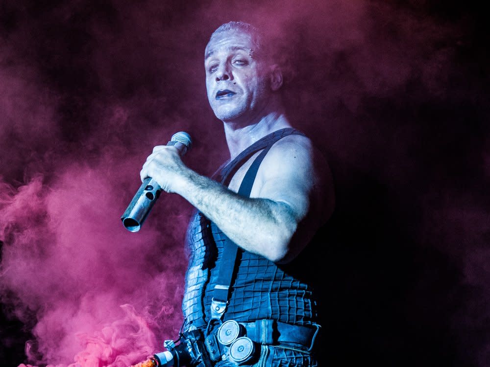 Till Lindemann und seine Band Rammstein werden an Silvester nicht in München spielen. (Bild: Yulia Grigoryeva/Shutterstock.com)