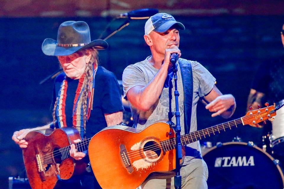 Kenny Chesney (right) will arrive to Bon Secours Wellness Arena