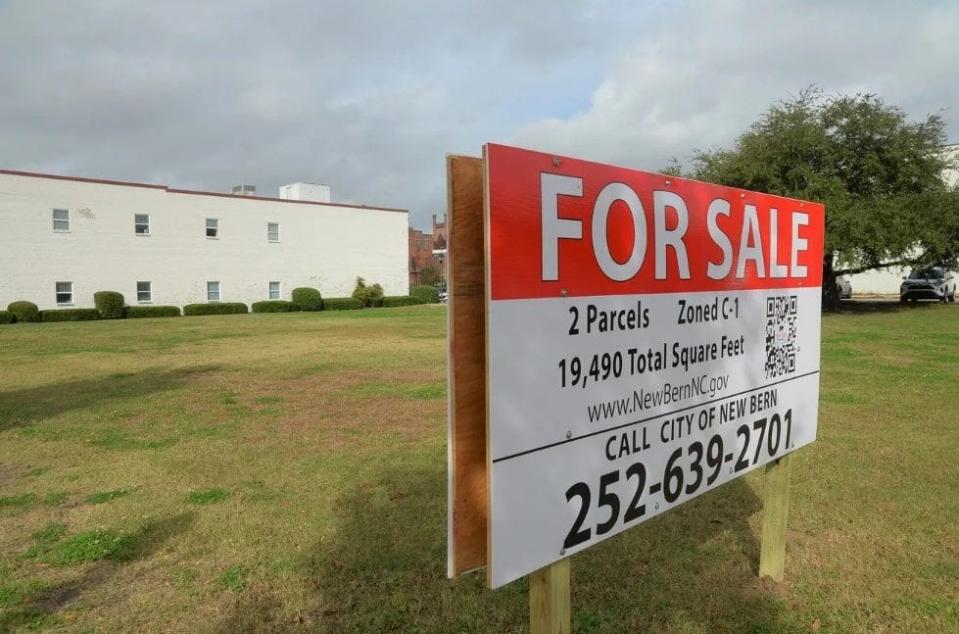 After sitting vacant for years, the Talbots lot in downtown New Bern has been placed up for sale by the city of New Bern.