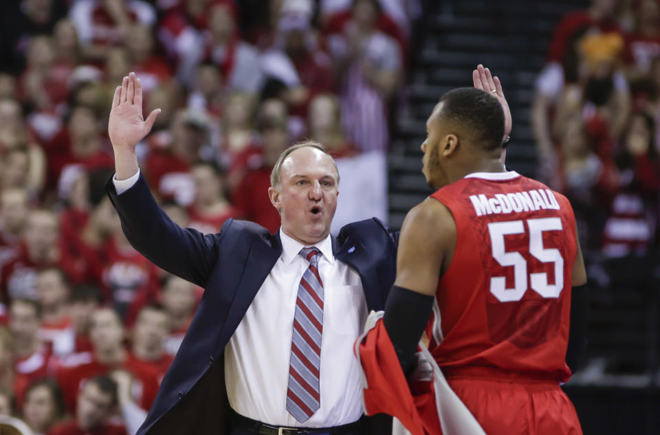 Ohio State coach Thad Matta talks with Trey McDonald during the first half of an NCAA college basketball game against Wisconsin Saturday, Feb. 1, 2014, in Madison, Wis. Ohio State upset Wisconsin, 59-58. (AP Photo/Andy Manis)