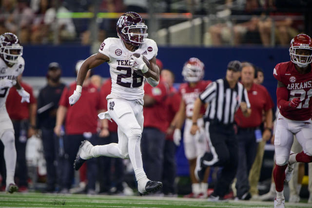 Isaiah Spiller takes pre-draft visit in Buffalo, helps Bills fans out at  airport