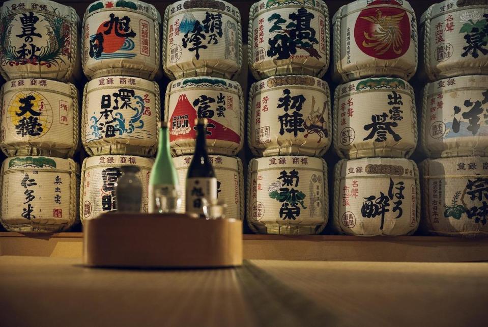 在「界玉造」的「日本酒BAR」可遍嘗島根地酒。