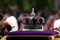 <p>Imperial State Crown is seen on the coffin of Britain's Queen Elizabeth on the day of her state funeral and burial, in London, Britain, September 19, 2022. REUTERS/Tom Nicholson?</p> 