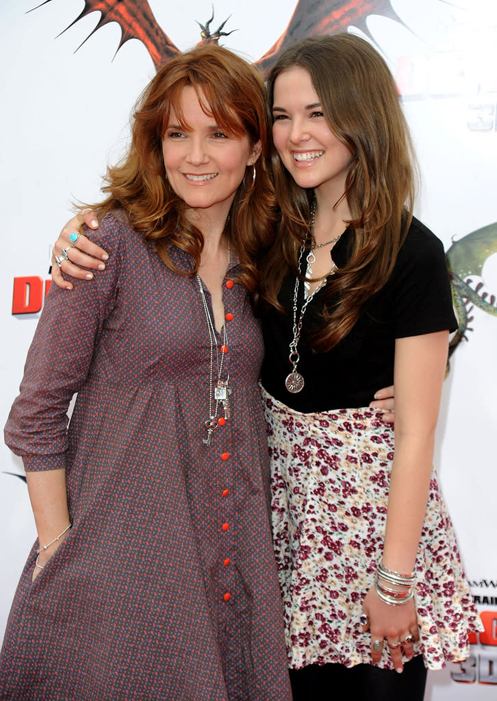 How to Train Your Dragon LA Premiere 2010 Lea Thompson