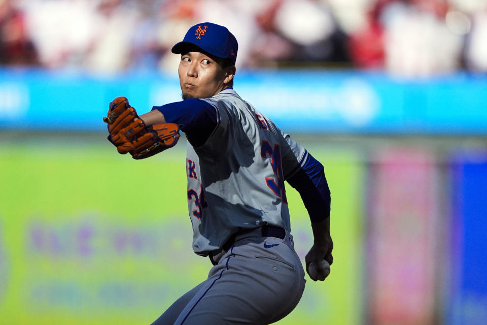 New York Mets' Kodai Senga pitches during the first inning of Game 1 of a baseball NL Division Series against the Philadelphia Phillies, Saturday, Oct. 5, 2024, in Philadelphia. (AP Photo/Chris Szagola)