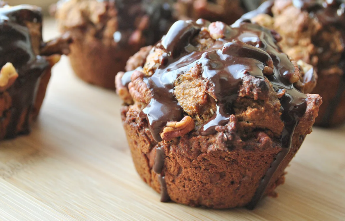 <p>Sanura Weathers</p><p>Inspired by the flavors of warm spice tea and bitter coffee you find in a "dirty chai" drink, these muffins are also sweetly topped with a generous drizzle of bittersweet chocolate ganache. </p><p><strong>Get the recipe: <em><a href="https://parade.com/211444/sanuraweathers/dirty-chai-pumpkin-muffins-with-chocolate-ganache/" rel="nofollow noopener" target="_blank" data-ylk="slk:Dirty Chai Pumpkin Muffins with Chocolate Ganache;elm:context_link;itc:0;sec:content-canvas" class="link rapid-noclick-resp">Dirty Chai Pumpkin Muffins with Chocolate Ganache</a></em></strong></p>