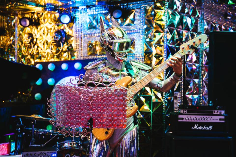 Tokyo Robot Restaurant Cabaret Show Ticket