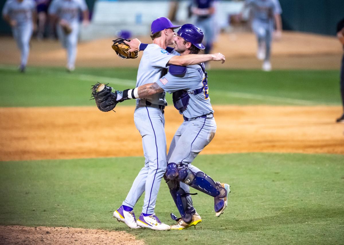 Coach reflects as baseball player from Omaha competes in World Series