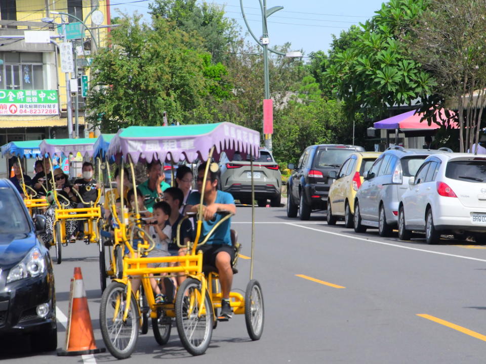 ▲來自全國各地的參加者邊踩協力車邊欣賞沿路美景，對本次活動有高度的肯定。（圖／記者周厚賢攝）