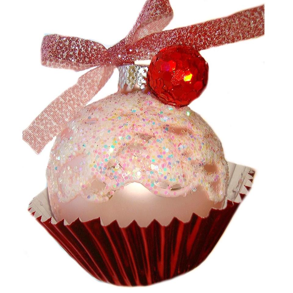 DIY Glitter Cupcake Ornament