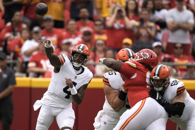 Browns QB Deshaun Watson Breaks Silence on Fan Criticism