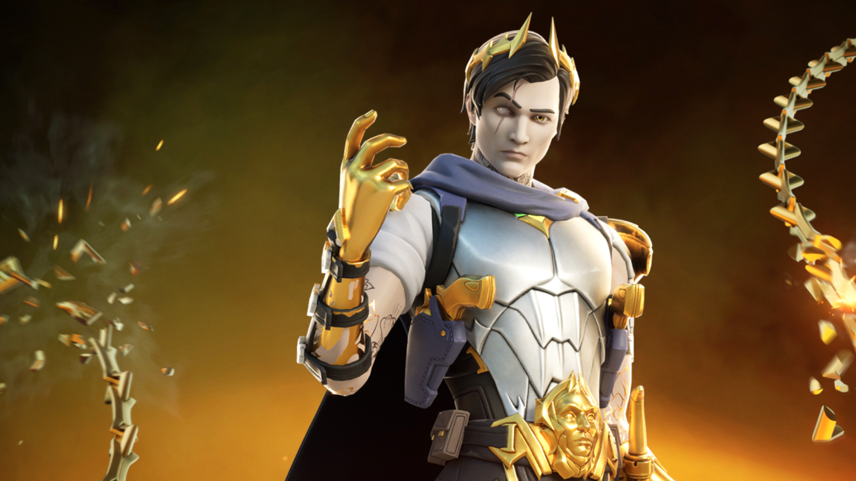  Midas raises his golden hand imposingly in Fortnite: Battle Royale. 