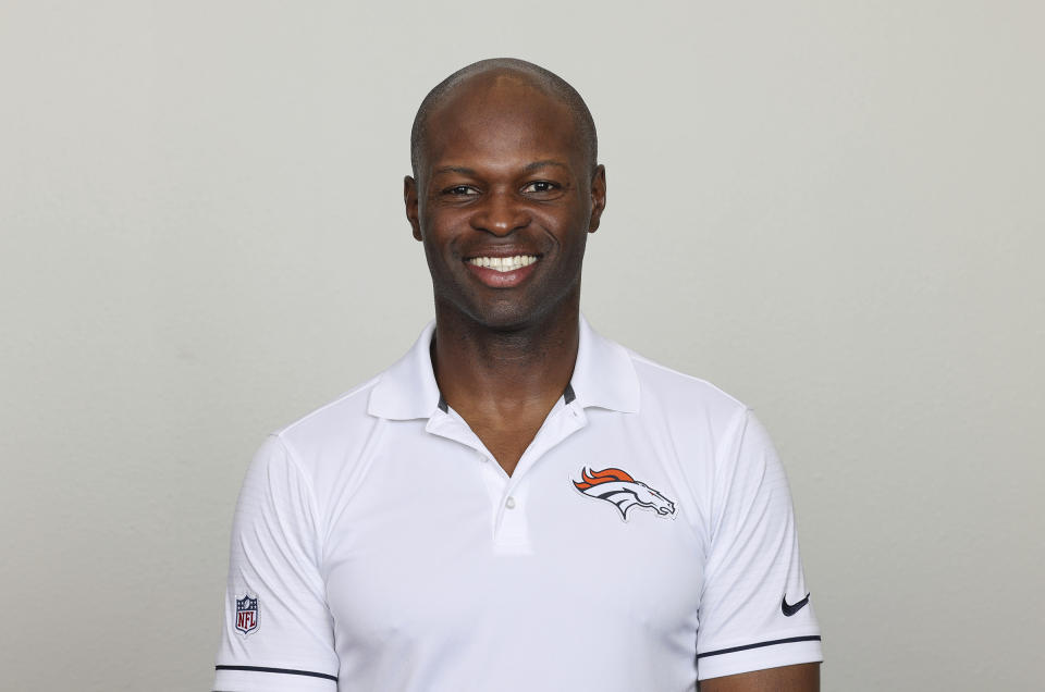 texans-coaching-interview-broncos-ejiro-envero