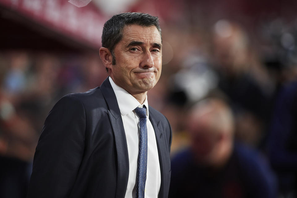 GRANADA, SPAIN - SEPTEMBER 21: Ernesto Valverde, head coach of FC Barcelona looks on prior to the la Liga match between Granada CF and FC Barcelona on September 21, 2019 in Granada, Spain. (Photo by Quality Sport Images/Getty Images)