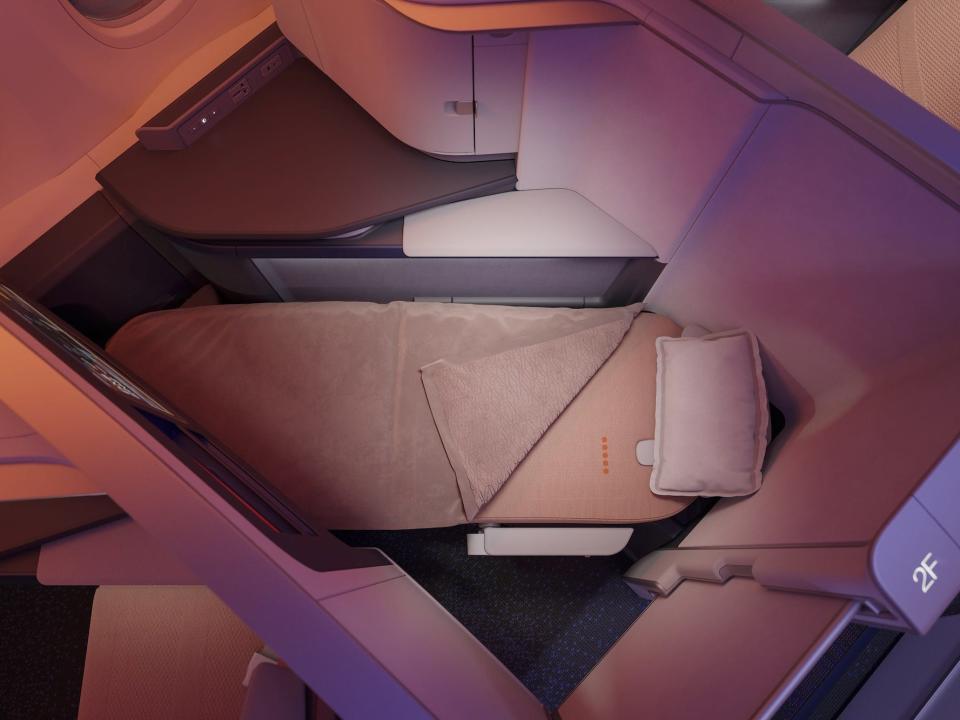 Flydubai's single-aisle VUE business class lie-flat seat.