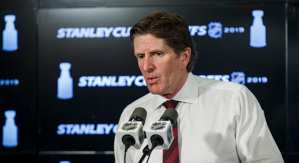 Mike Babcock hasn't brought the Leafs any postseason success in his four seasons as the helm. (Getty)