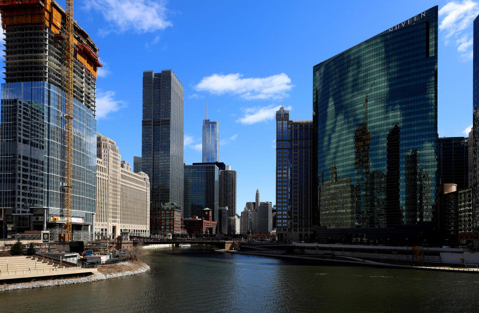 Image: Construction on Pelli Clarke Pelli's Wolf Point East Tower apartments in Chicago (Raymond Boyd / Getty Images file)