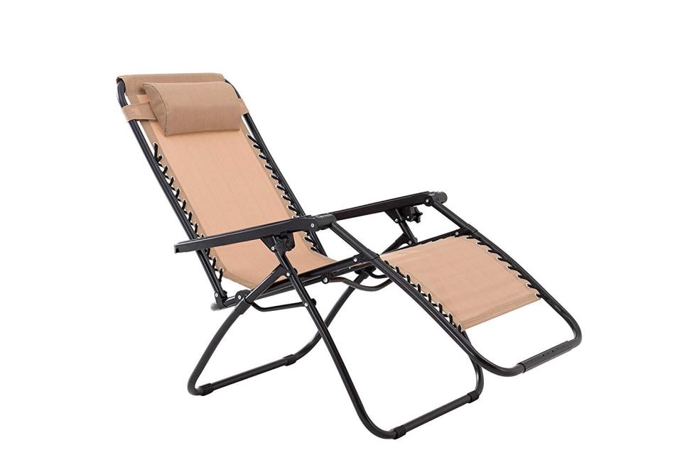 Sunjoy Zero Gravity Chair in TK. (Photo: Amazon)