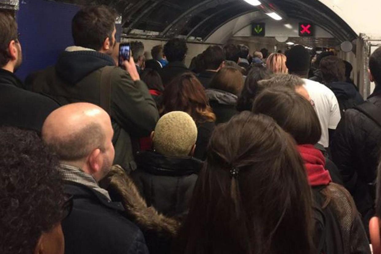 Signal failure: Delays sparked queues at Tube stations: @strutcakes