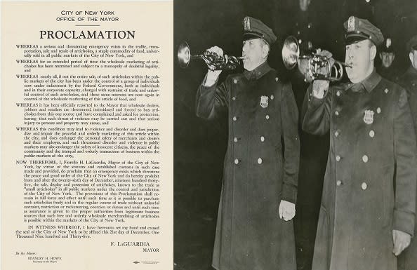 A la izquierda, bando del alcalde Fiorello Laguardia prohibiendo al venta de alcachofas en Nueva York, a la derecha, policías anunciándolo a toque de trompeta en los mercados (imágenes vía archives.nyc)