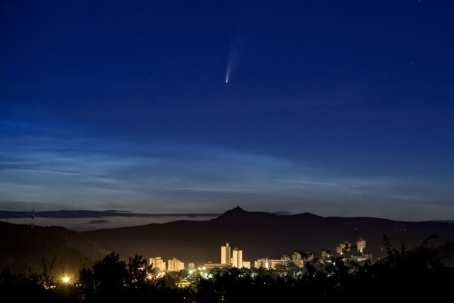 Hungary Comet