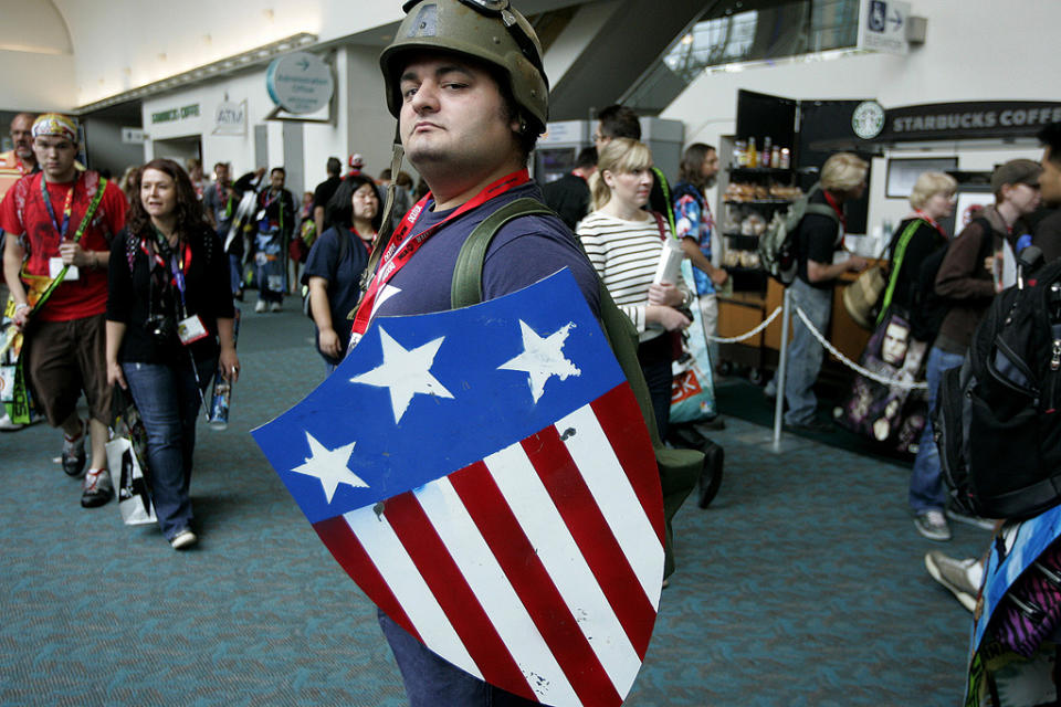 2010 Comic Con Costume Gallery Capt America