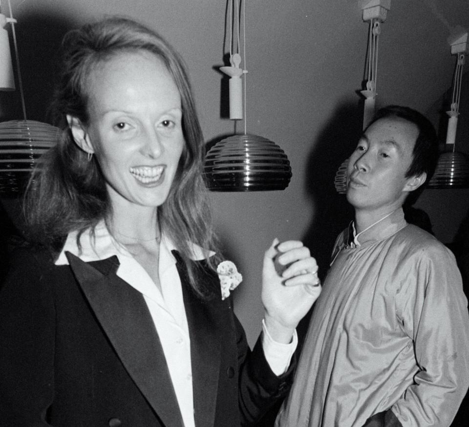 Wan with Grace Coddington in 1979 at the 10th-anniversary party for Mr Chow's restaurant in London - Richard Young/Shutterstock