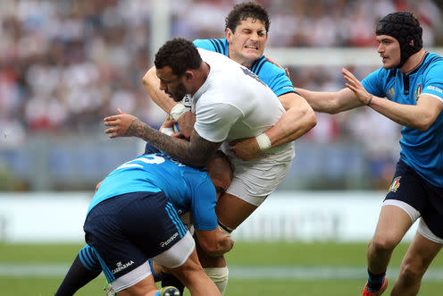 <span class="caption">England's Courtney Lawes takes a blow against Italy.</span> <span class="attribution"><a class="link " href="https://www.shutterstock.com/image-photo/rome-italy-februry-2016-courtney-lawes-377680240?src=gcoIRYePipbfcGm3lUNY6w-1-2" rel="nofollow noopener" target="_blank" data-ylk="slk:Shutterstock;elm:context_link;itc:0;sec:content-canvas">Shutterstock</a></span>
