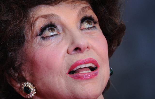 Italian star Gina Lollobrigida auctions jewels