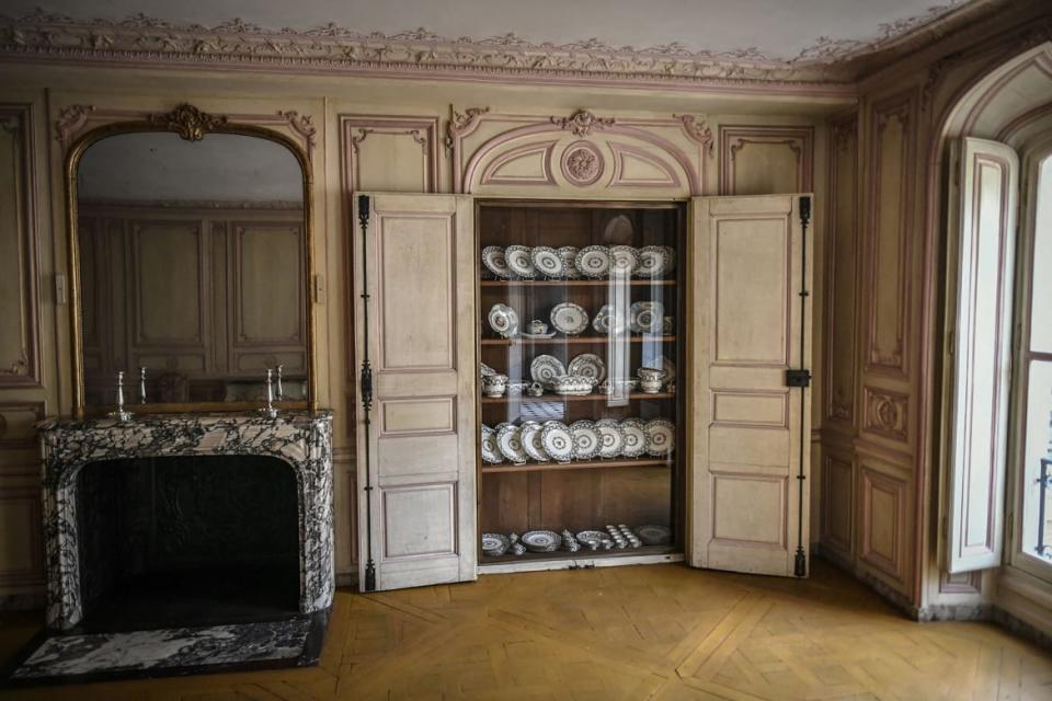 <div class="inline-image__caption"><p>The renovated apartment of Madame du Barry in Versailles.</p></div> <div class="inline-image__credit">Stephane De Sakutin/AFP via Getty Images</div>