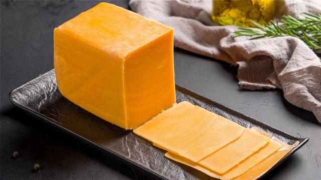 Cheddar Cheese: An Origin Story - Escoffier Online