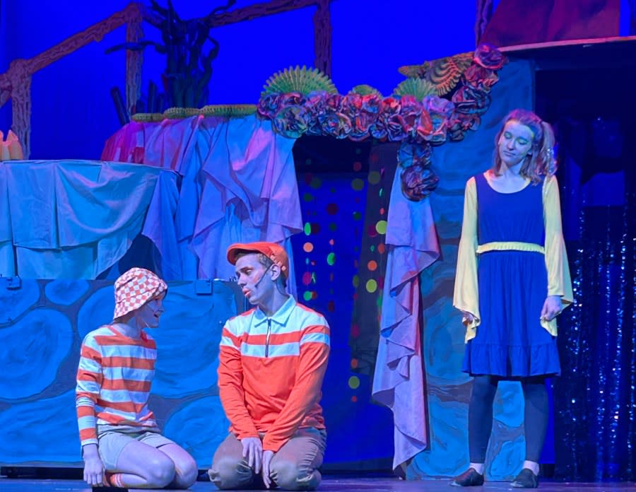 Junior Theatre’s “Finding Nemo Jr.” stars (L-R) Olivia Young as Nemo, William Sivula as Marlin, and Elizabeth Young as Dory.