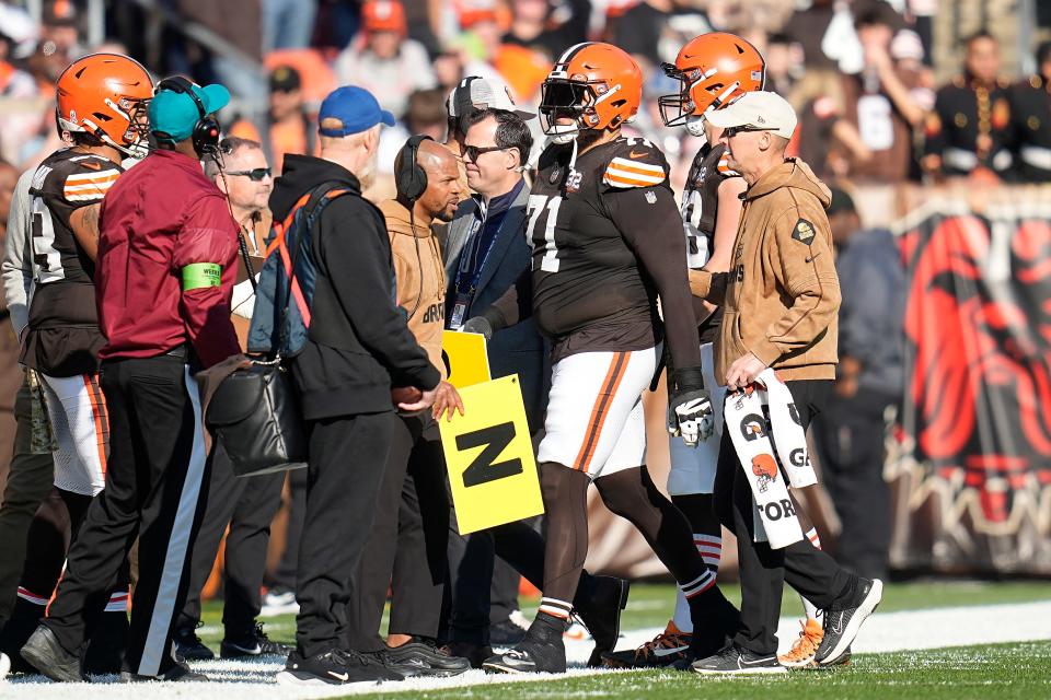 Cleveland Browns offensive tackle Jedrick Wills Jr. (71) walks off the field against the Arizona Cardinals on Sunday in Cleveland.