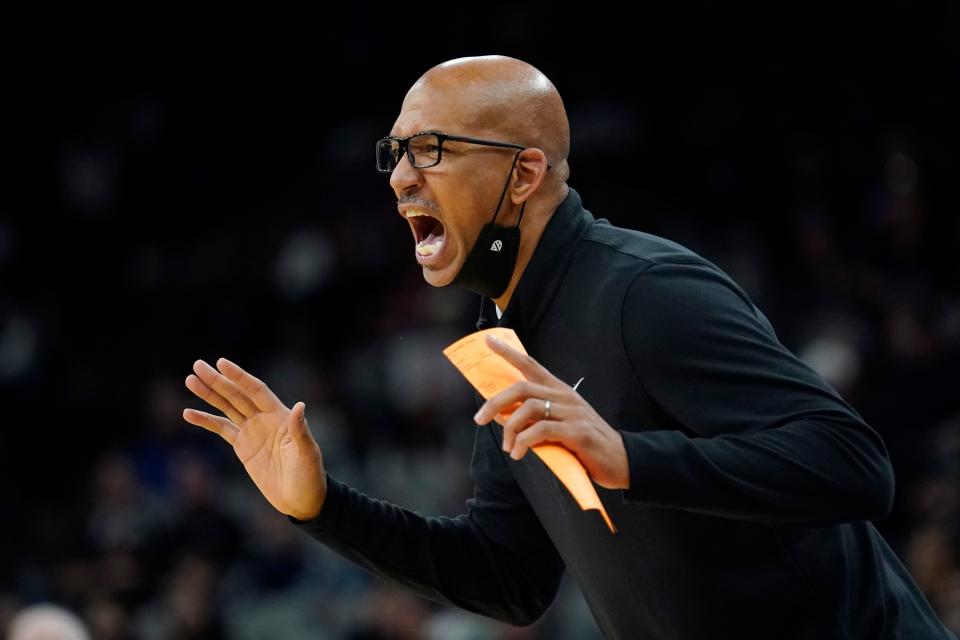 Phoenix Suns head coach Monty Williams yells to his players during the first half of an NBA basketball game against the San Antonio Spurs, Monday, Jan. 17, 2022, in San Antonio. (AP Photo/Eric Gay)