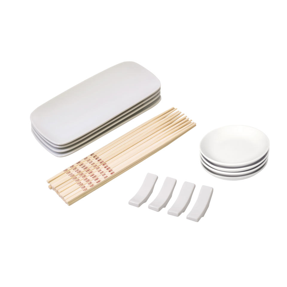 HIC Harold Import Co. Porcelain and Bamboo Sushi Dinnerware Set (Photo: Walmart)